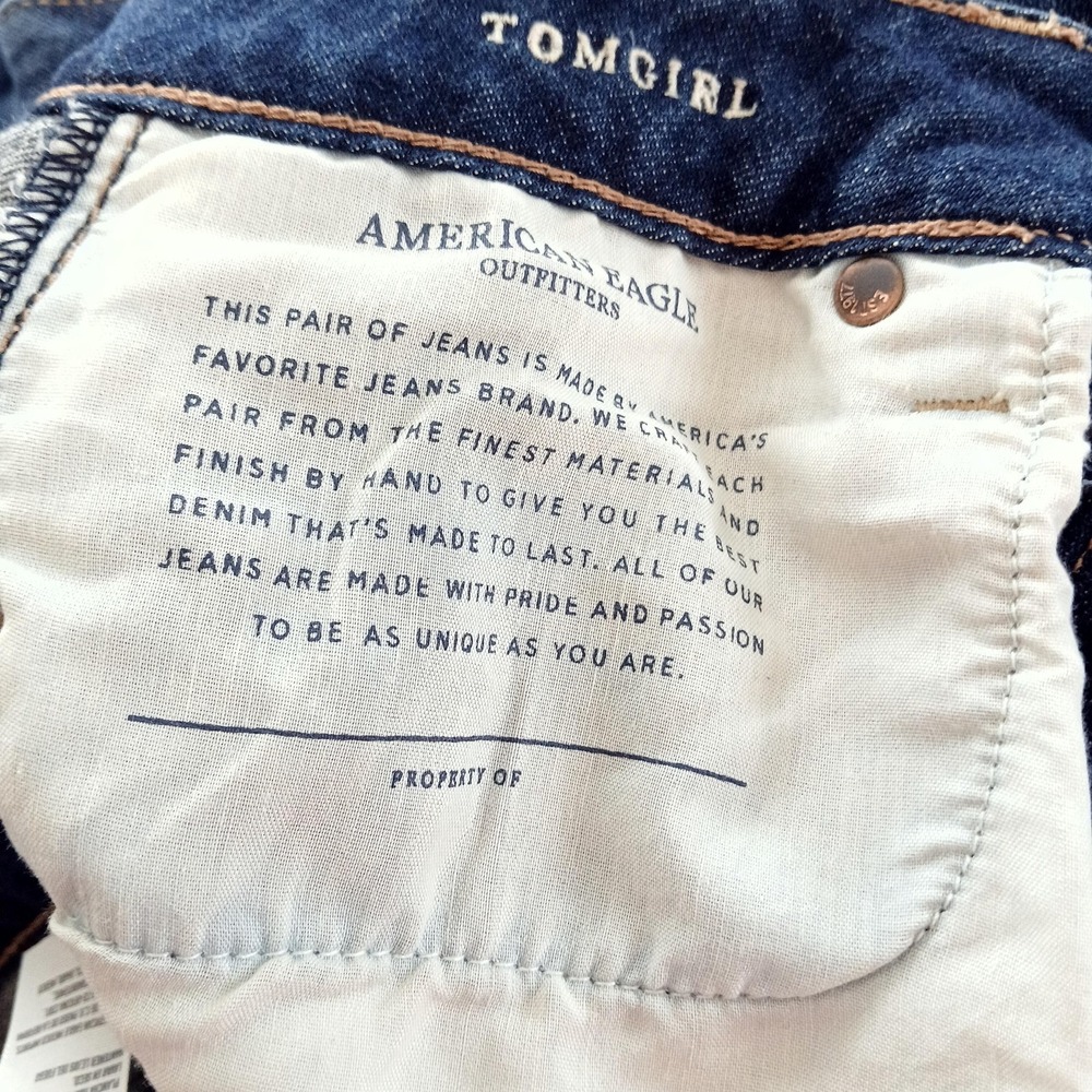 American Eagle Tomgirl Jeans Womens 4 Blue Distressed Ripped Knee Denim Pants - Picture 6 of 11